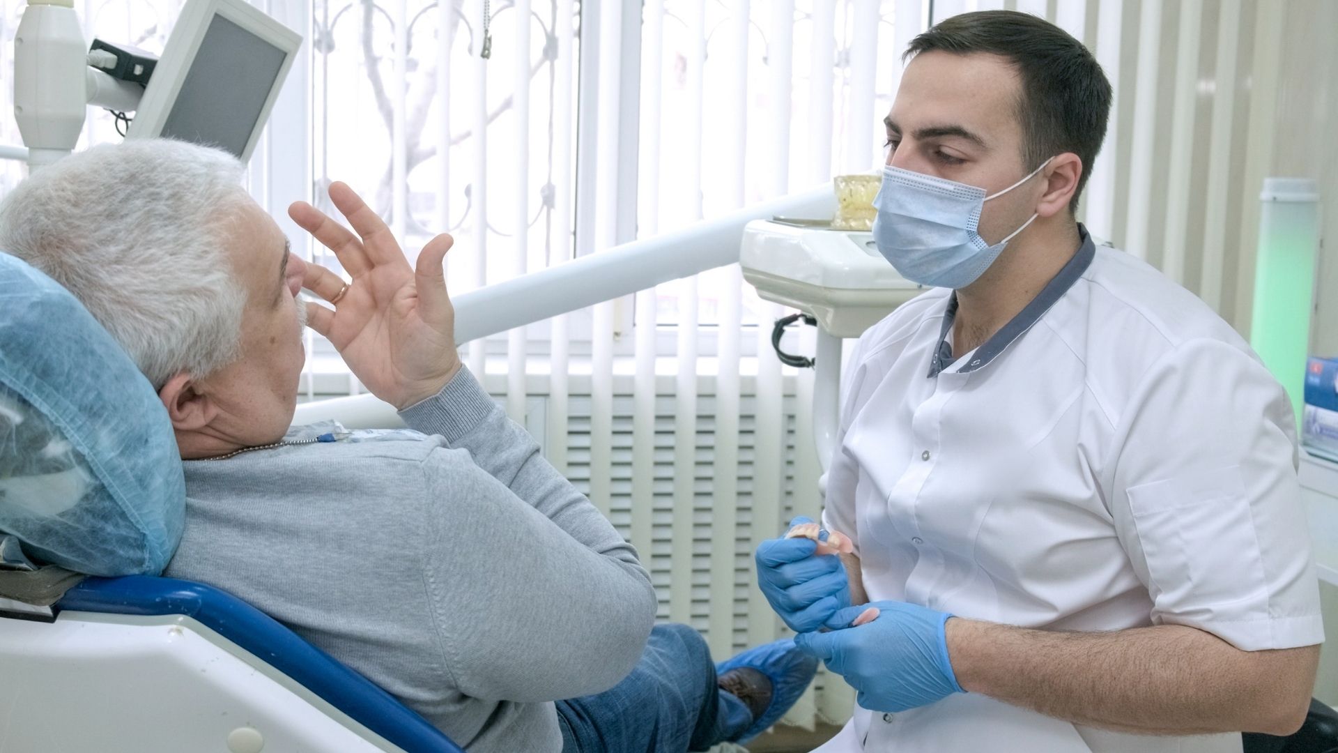 Removable Dentures in Vashi Navi Mumbai